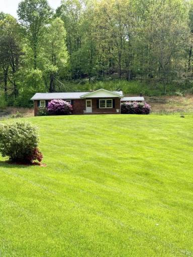 Main picture of 32 Partridge Pl