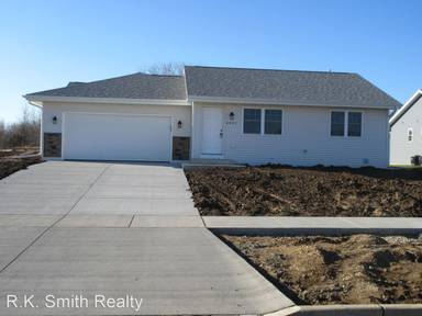 Main picture of 1240 Redwood Dr