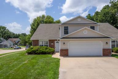 Main picture of 5003 Carrieridge Dr