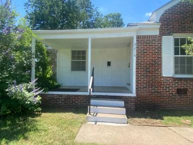 Main picture of 2216 S Florence Ave