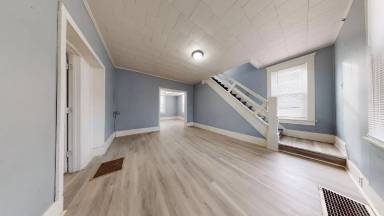 Main picture of 75 Harker St