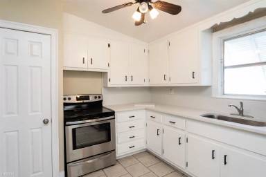 Main picture of 525 N L St