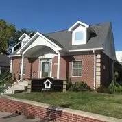 Main picture of 631 N College Ave