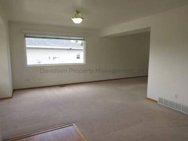 Main picture of 15485 Curwood Dr