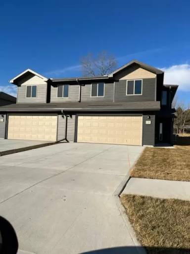 Main picture of 17058 Hawthorne Ave