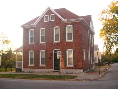 Main picture of 300 S 3rd St