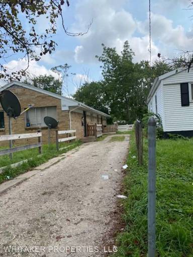 Main picture of 1112 Bronson Ave