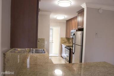 Main picture of 1015 Spanish River Rd