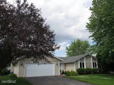 Main picture of 7334 Waterford Dr