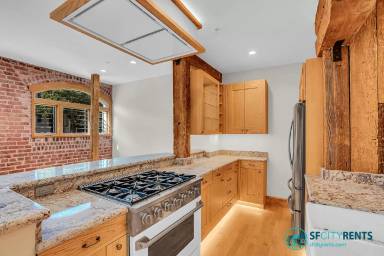Main picture of 2509 Bryant St