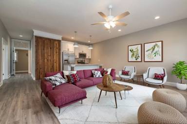Main picture of 103 Moberly Ave