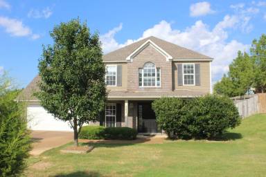 Main picture of 203 Karen Dr