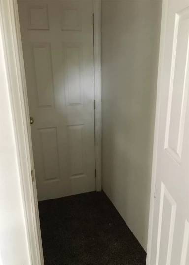 Main picture of 704 W A St