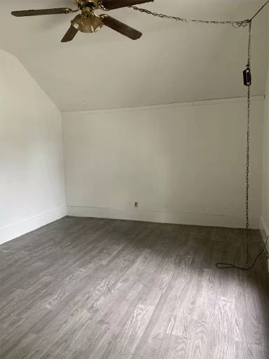 Main picture of 615 W Marion St