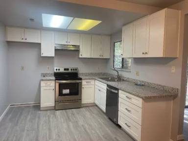 Main picture of 1335 Princess Dr