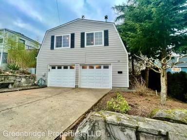 Main picture of 5543 NE Couch St