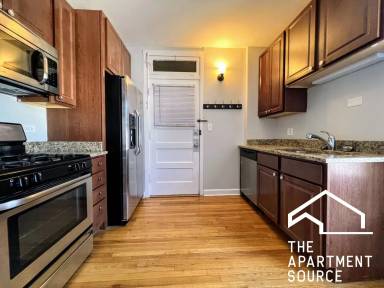 Main picture of 2102 W Ainslie St