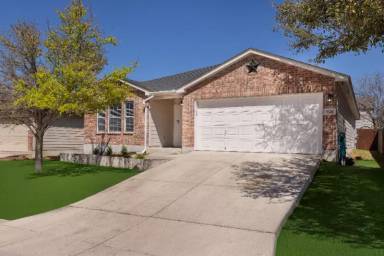 Main picture of 926 Magnolia Smt