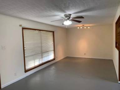 Main picture of 4524 Whitehaven Dr