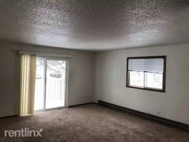 Main picture of 2505 Country Club Pkwy