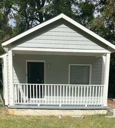 Main picture of 1692 Winston Dr
