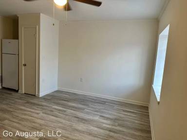 Main picture of 908 Holden St