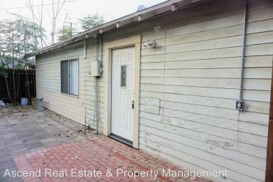 Main picture of 2414 Park Way