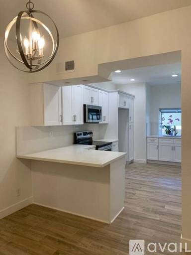 Main picture of 5785 Oak Bank Trl