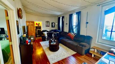 Main picture of 1368 W Evergreen Ave