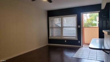 Main picture of 709 W 26th St