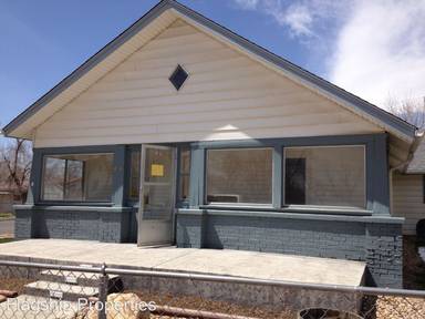 Main picture of 404 Main St