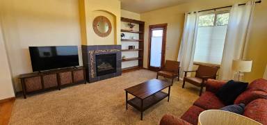 Main picture of 2334 W Beall St