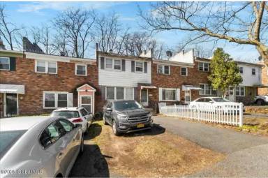 Main picture of 184 Mount Hope Dr