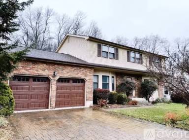 Main picture of 3211 Drexel Dr
