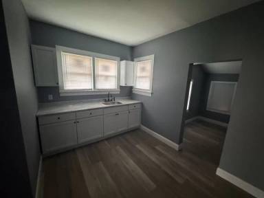 Main picture of 103-105 Penn St
