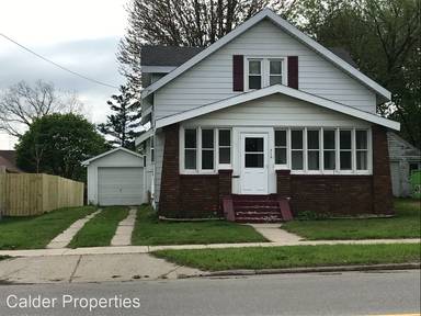 Main picture of 713 Diamond Ave NE