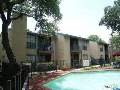 Main picture of Pecan Tree Apartments