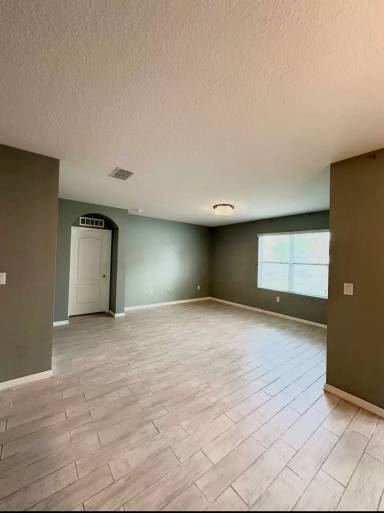 Main picture of 1519 Diamond Loop Dr