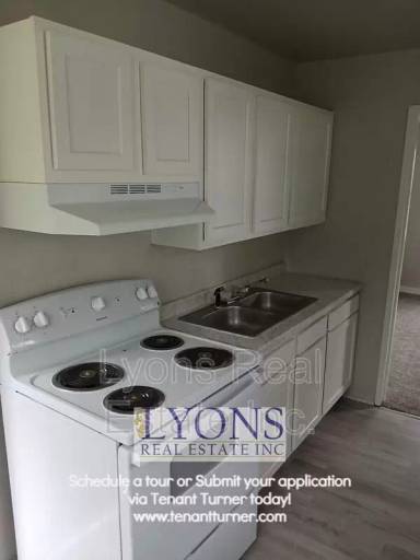 Main picture of 1706 Clover Dr