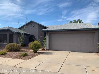 Main picture of 2641 W Camino Hornos