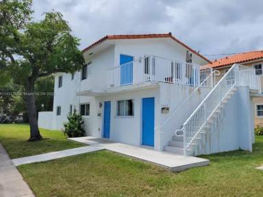 Main picture of 3601 SW 2nd St