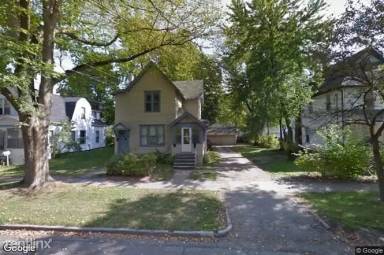 Main picture of 227 1/2 Orange St