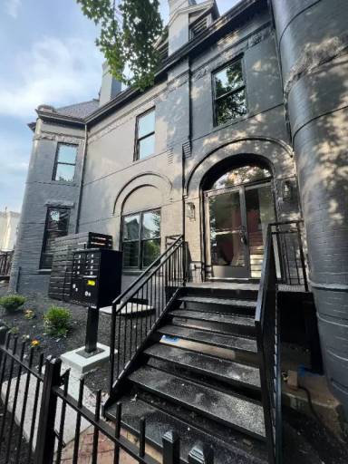 Main picture of 318 M St NW