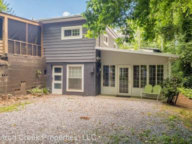 Main picture of 17 Steele Ave