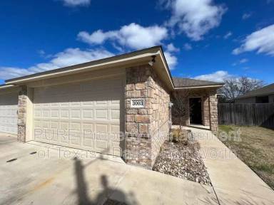 Main picture of 3003 Enchanted Rd