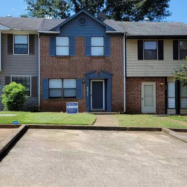 Main picture of 2511 Hampstead Dr