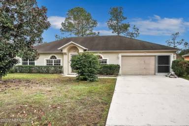 Main picture of 15 Wheatfield Dr