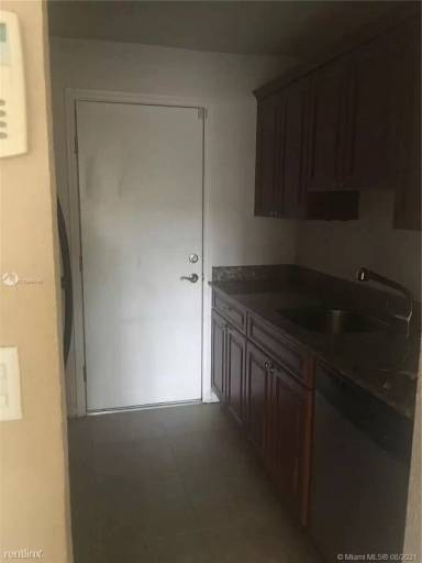 Main picture of 14500 SW 88th Ave