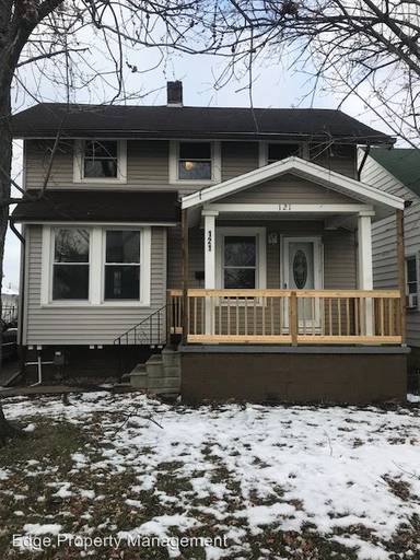 Main picture of 121 E 30th St