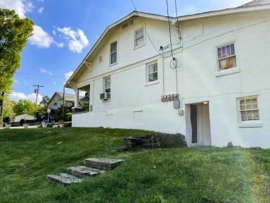 Main picture of 213 E Mattielou St